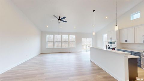 Tiny photo for Lot 15 Faiths Way, Bettendorf, IA 52722 (MLS # 12605873)