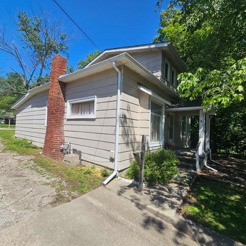 Tiny photo for 823 N 10th Street, Mt Vernon, IL 62864 (MLS # 12631590)