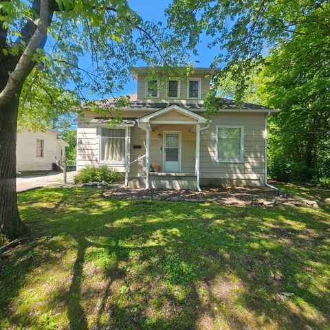 Photo of 823 N 10th Street, Mt Vernon, IL 62864 (MLS # 12631590)