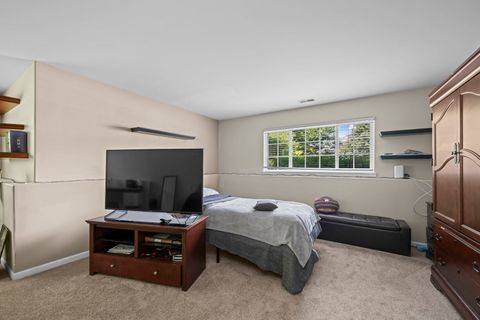 Tiny photo for 557 Cary Woods Circle, Cary, IL 60013 (MLS # 12670120)