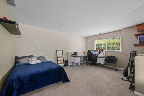 Tiny photo for 557 Cary Woods Circle, Cary, IL 60013 (MLS # 12670120)