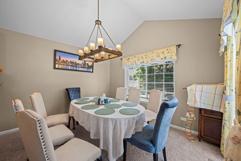 Tiny photo for 557 Cary Woods Circle, Cary, IL 60013 (MLS # 12670120)