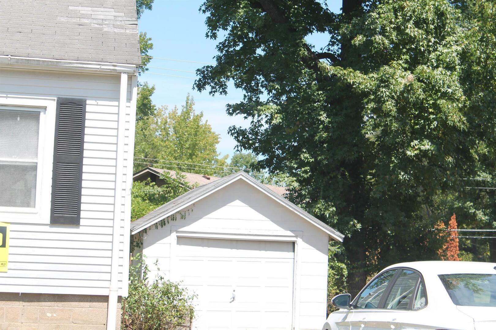 1110 W Walkup Street