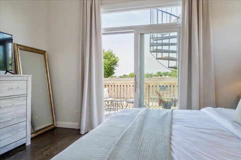 Tiny photo for 2520 N Southport Avenue #3N, Chicago, IL 60614 (MLS # 12668866)