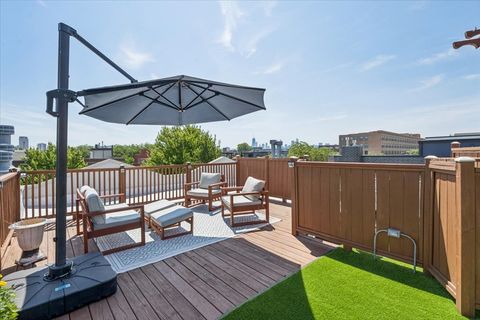 Tiny photo for 2520 N Southport Avenue #3N, Chicago, IL 60614 (MLS # 12668866)