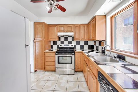 Tiny photo for 7908 W North Avenue #201C, Elmwood Park, IL 60707 (MLS # 12604901)