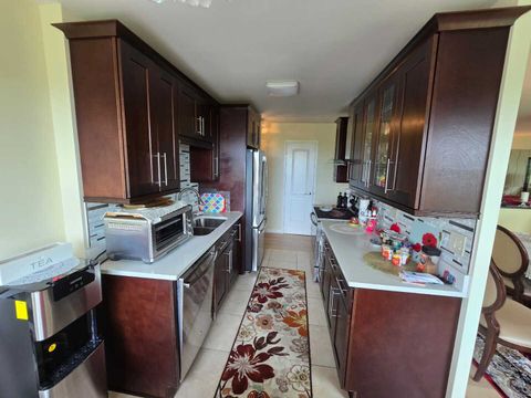 Tiny photo for 7033 N Kedzie Avenue #606, Chicago, IL 60645 (MLS # 12400461)