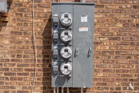 Tiny photo for 1820 Gunderson Avenue #2, Berwyn, IL 60402 (MLS # 12531132)