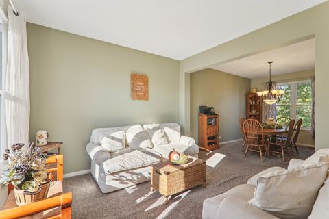 Tiny photo for 4811 Princeton Lane, Lake In The Hills, IL 60156 (MLS # 12501365)