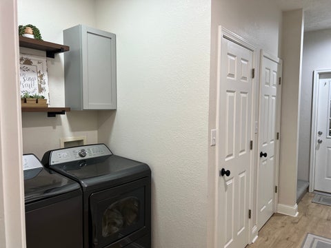 Tiny photo for 14393 N Manhattan Lane, Mt Vernon, IL 62864 (MLS # 12764505)