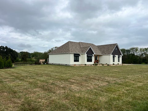 Tiny photo for 14393 N Manhattan Lane, Mt Vernon, IL 62864 (MLS # 12764505)