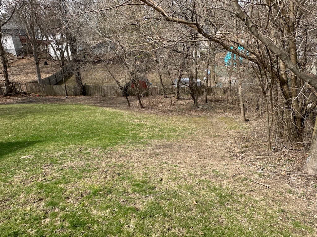 10 S Maple Avenue