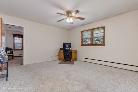 Tiny photo for 125 N Oak Leaf Drive, Addison, IL 60101 (MLS # 12647775)