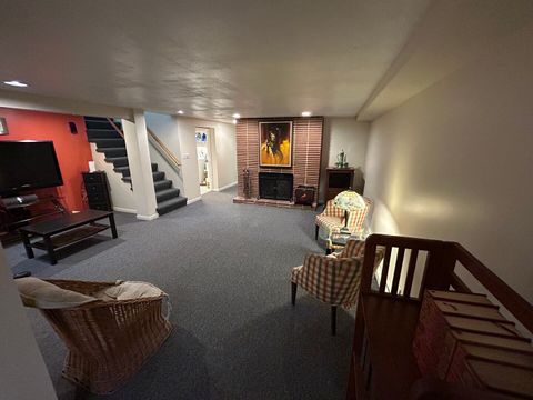 Tiny photo for 125 N Oak Leaf Drive, Addison, IL 60101 (MLS # 12647775)