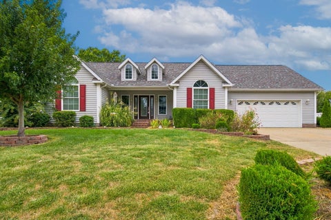 Photo of 808 New Day Way, Marion, IL 62959 (MLS # 12754027)