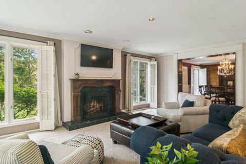 Tiny photo for 1653 N Belmont Court, Arlington Heights, IL 60004 (MLS # 12521185)