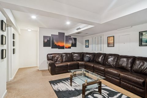 Tiny photo for 1653 N Belmont Court, Arlington Heights, IL 60004 (MLS # 12521185)