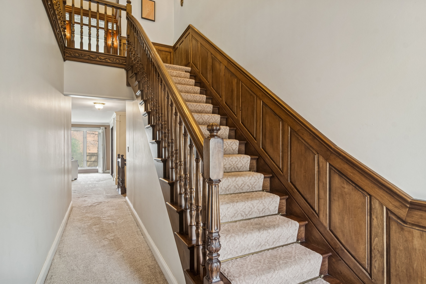 1653 N Belmont Court