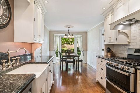 Tiny photo for 1653 N Belmont Court, Arlington Heights, IL 60004 (MLS # 12521185)