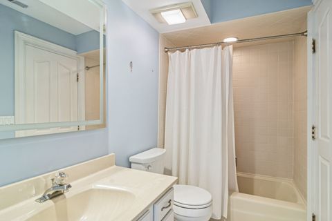 Tiny photo for 1653 N Belmont Court, Arlington Heights, IL 60004 (MLS # 12521185)