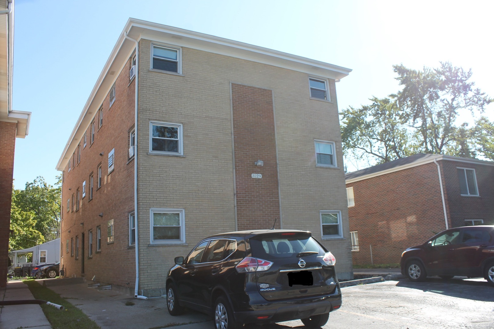 3229 Commercial Avenue, South Chicago Heights, IL, 60411 1 3229 Commercial Avenue