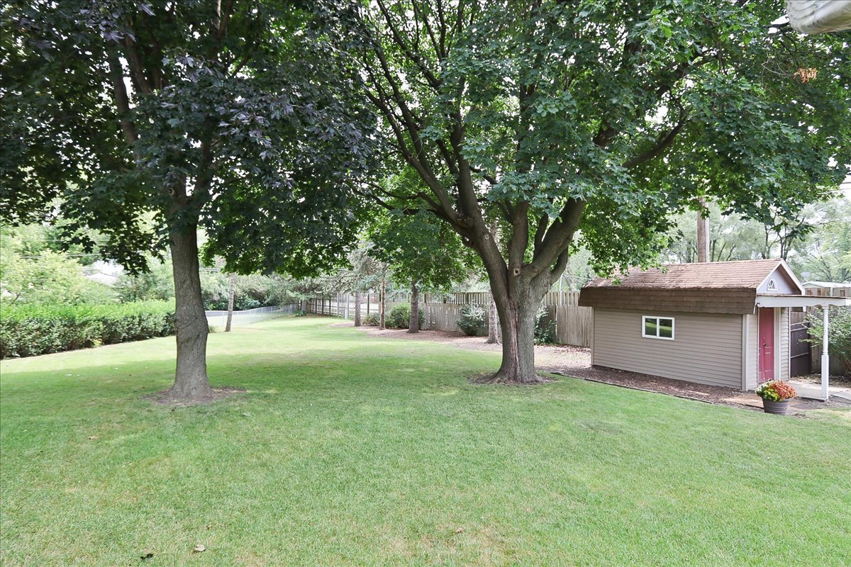 1105 Stratford Lane