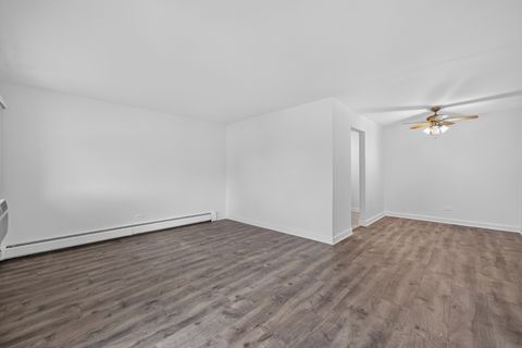 Tiny photo for 703 Fullerton Avenue #207, Glendale Heights, IL 60139 (MLS # 12690943)