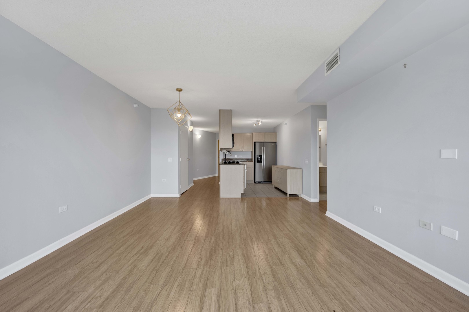 1720 Maple Avenue 2580