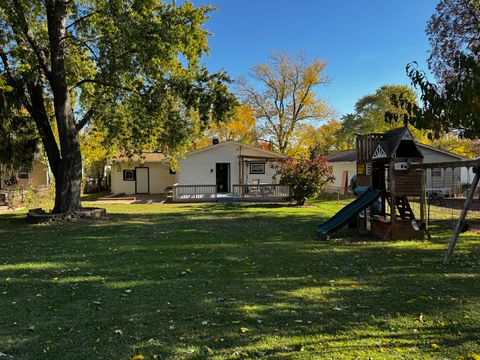 Tiny photo for 327 Tulsa Avenue, Carpentersville, IL 60110 (MLS # 12514021)