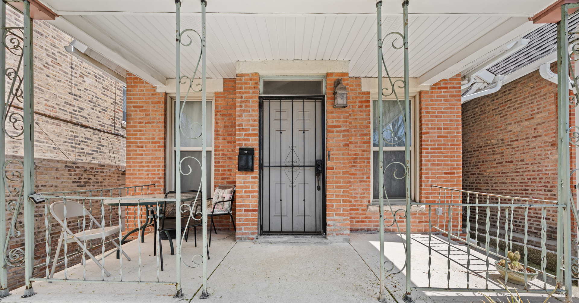 1023 S Claremont Street