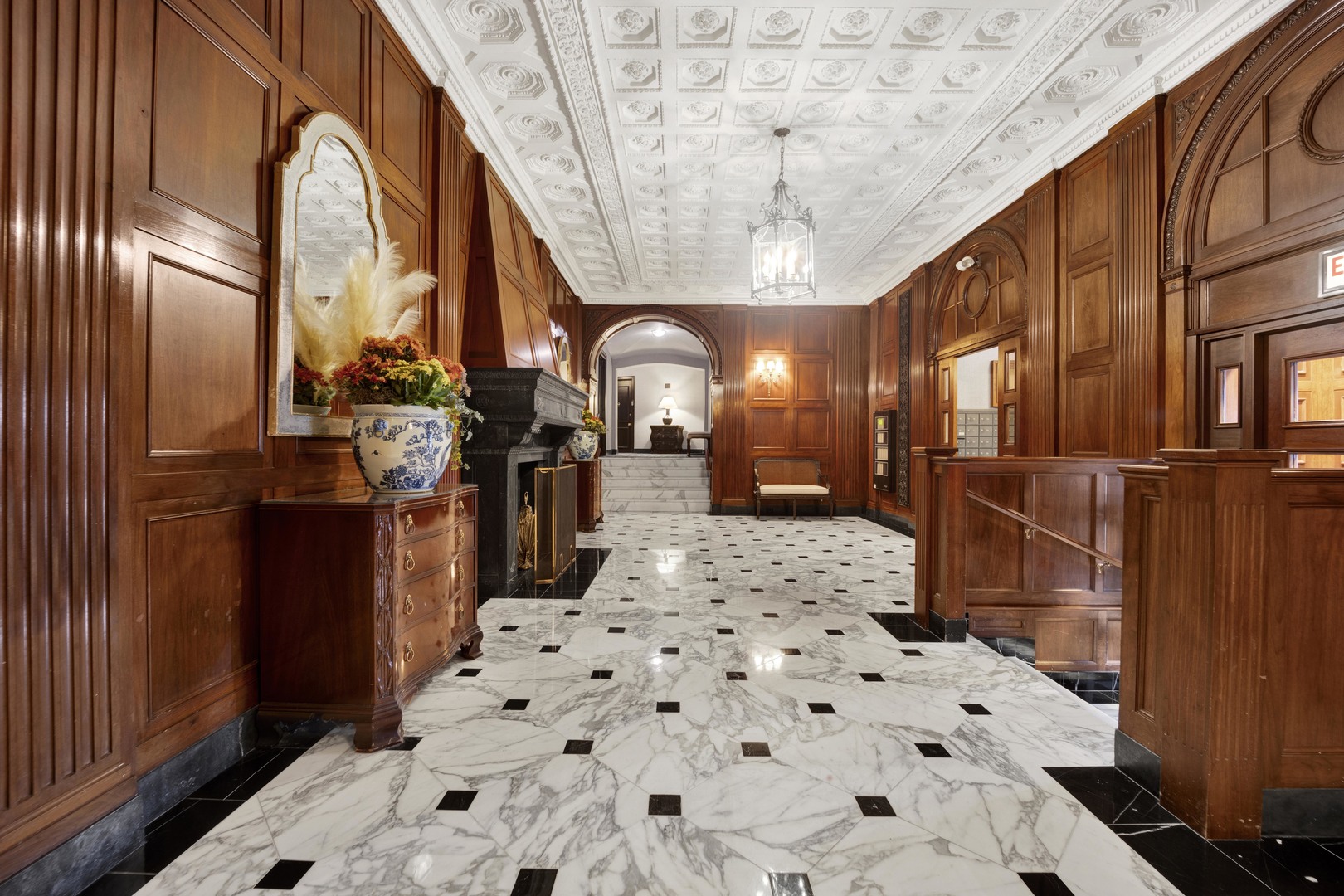 3300 N Lake Shore Drive 13C