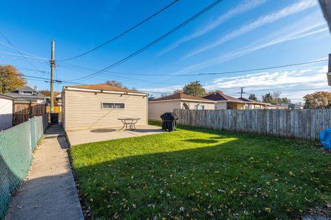 Tiny photo for 2707 Cuyler Avenue, Berwyn, IL 60402 (MLS # 12520308)