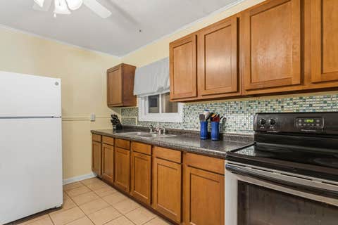Tiny photo for 1406 Glendale Drive, Champaign, IL 61821 (MLS # 12705745)