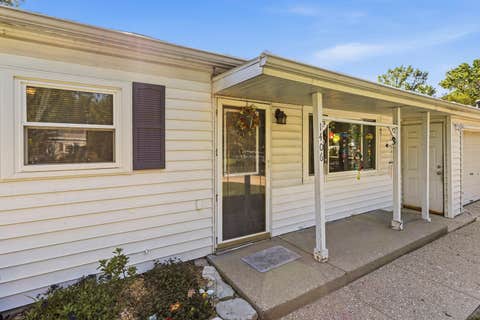 Tiny photo for 1406 Glendale Drive, Champaign, IL 61821 (MLS # 12705745)
