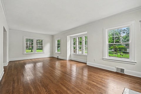 Tiny photo for 895 S Greenwood Avenue, Kankakee, IL 60901 (MLS # 12770051)