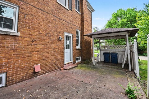 Tiny photo for 895 S Greenwood Avenue, Kankakee, IL 60901 (MLS # 12770051)