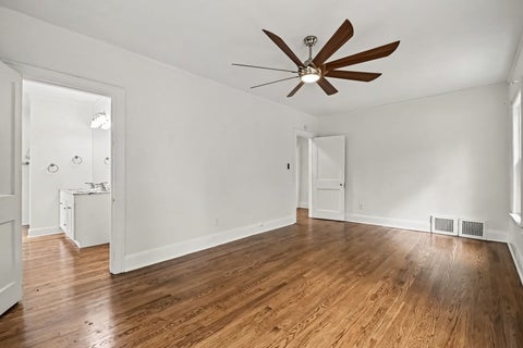 Tiny photo for 895 S Greenwood Avenue, Kankakee, IL 60901 (MLS # 12770051)