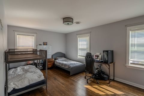 Tiny photo for 4210 Maple Avenue, Brookfield, IL 60513 (MLS # 12497431)