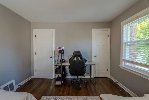 Tiny photo for 4210 Maple Avenue, Brookfield, IL 60513 (MLS # 12497431)