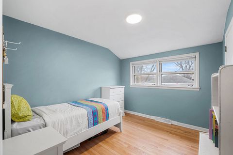 Tiny photo for 331 Romona Road, Wilmette, IL 60091 (MLS # 12585873)