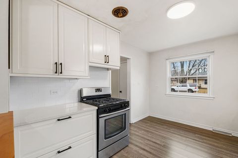 Tiny photo for 331 Romona Road, Wilmette, IL 60091 (MLS # 12585873)