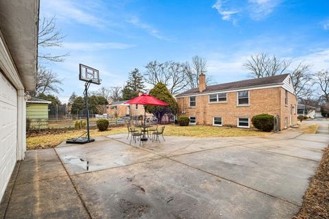 Tiny photo for 331 Romona Road, Wilmette, IL 60091 (MLS # 12585873)