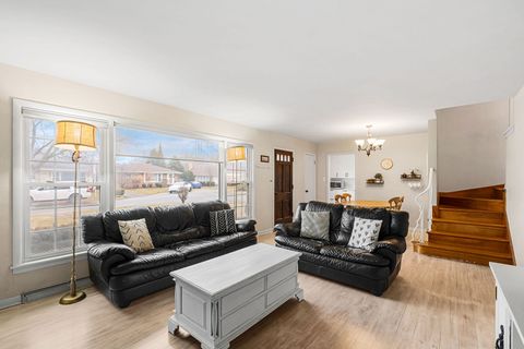 Tiny photo for 331 Romona Road, Wilmette, IL 60091 (MLS # 12585873)