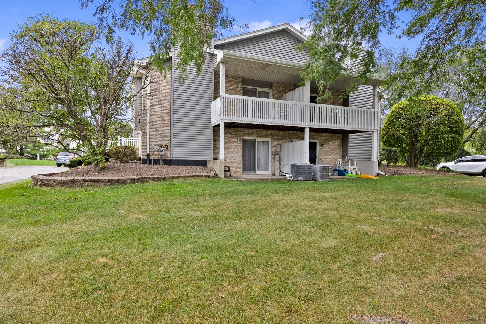 11147 Saratoga Drive