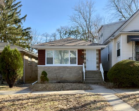 Photo of 237 W 117th Street, Chicago, IL 60628 (MLS # 12620862)
