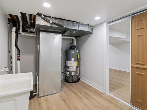 Tiny photo for 325 Colony Green Drive, Bloomingdale, IL 60108 (MLS # 12548197)