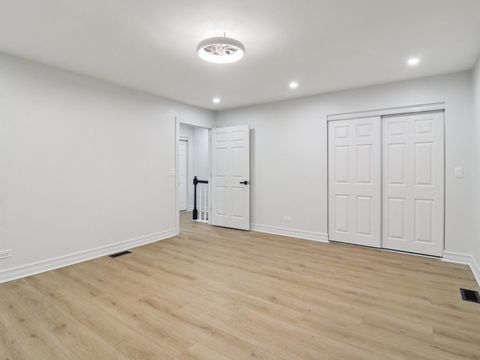 Tiny photo for 325 Colony Green Drive, Bloomingdale, IL 60108 (MLS # 12548197)