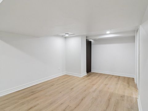 Tiny photo for 325 Colony Green Drive, Bloomingdale, IL 60108 (MLS # 12548197)