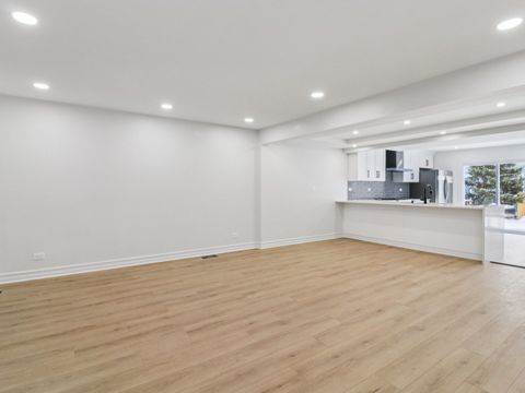 Tiny photo for 325 Colony Green Drive, Bloomingdale, IL 60108 (MLS # 12548197)