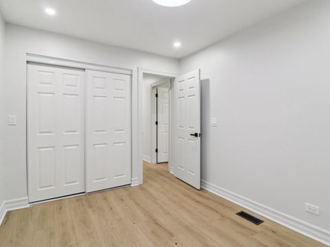 Tiny photo for 325 Colony Green Drive, Bloomingdale, IL 60108 (MLS # 12548197)